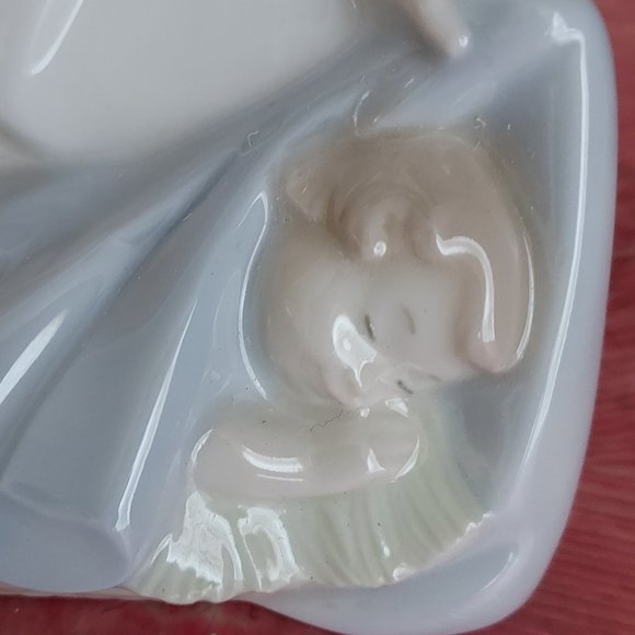 LLADRO Guardian Angel with Baby Jesus #635 - Picture 7 of 16